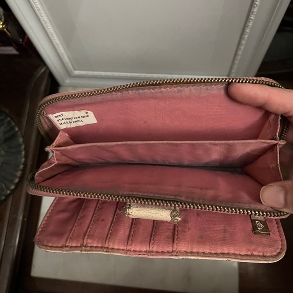 Vintage Roxy Pink Leather Wallet - Picture 4 of 4